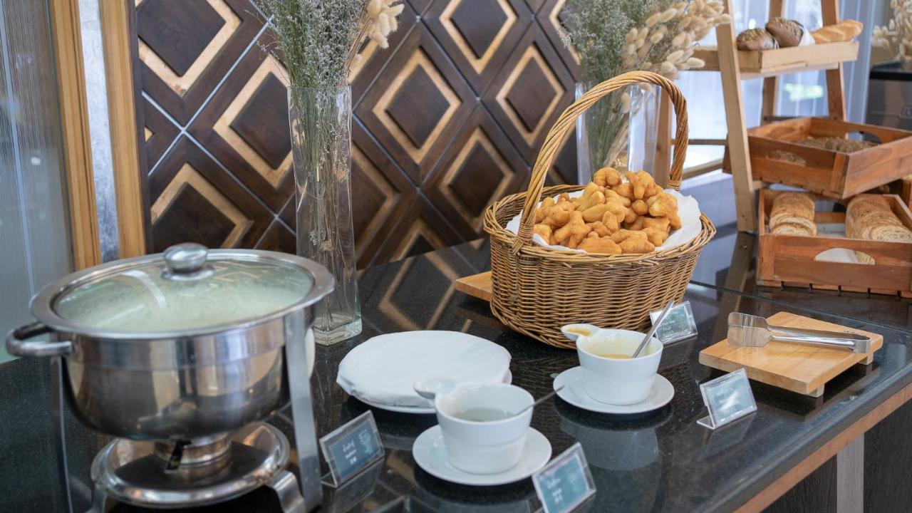 Khum Phucome Hotel -Sha Extra Plus Чиангмай Экстерьер фото