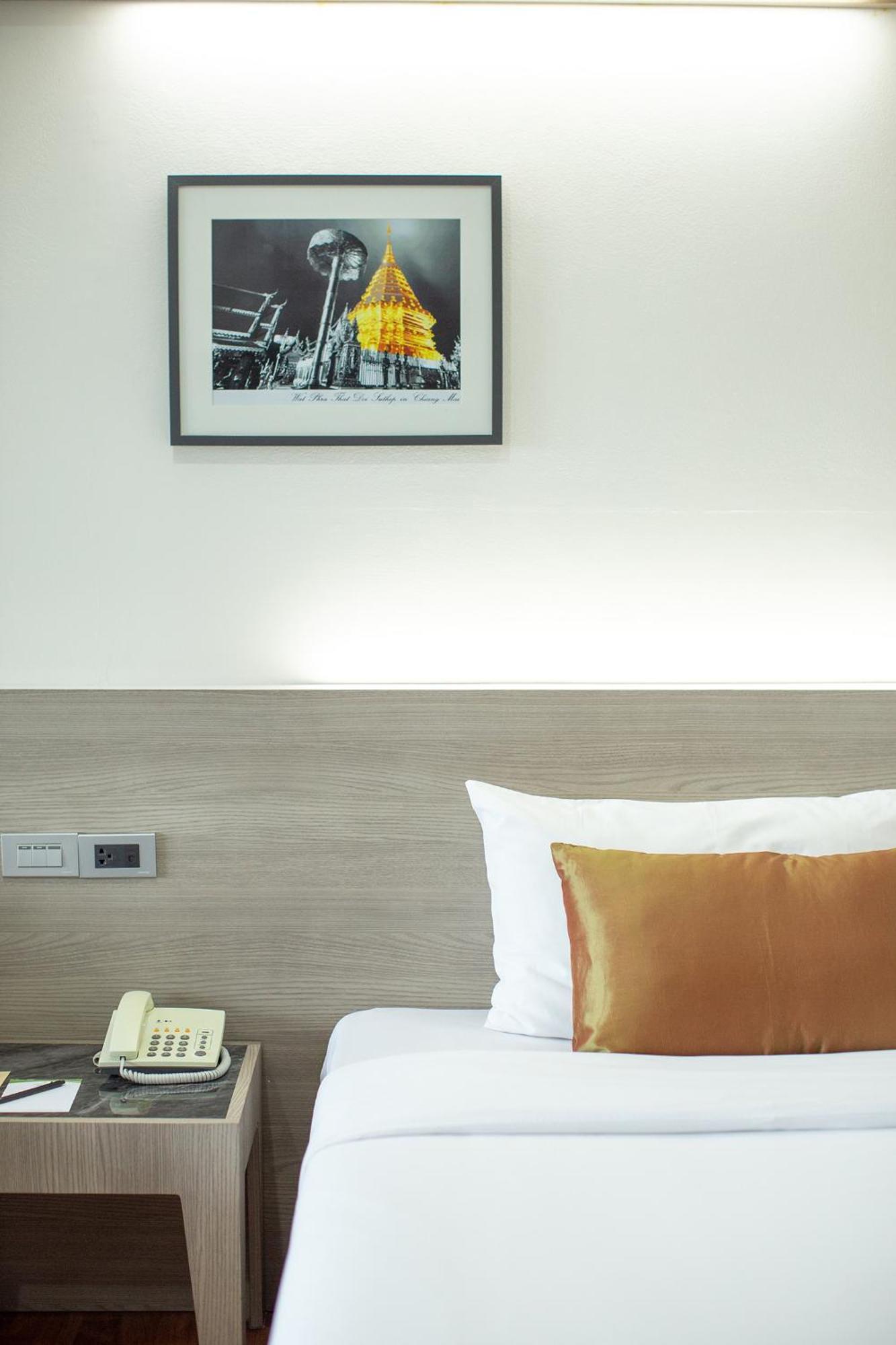 Khum Phucome Hotel -Sha Extra Plus Чиангмай Экстерьер фото